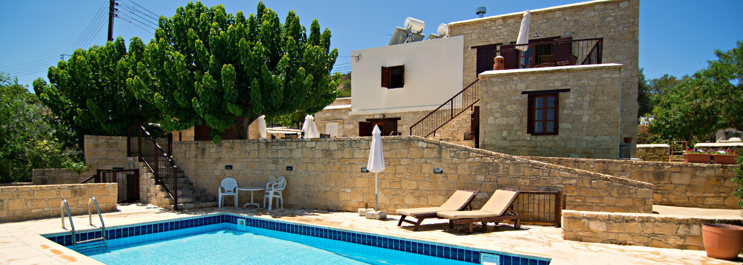 Elpida's Stone House villa